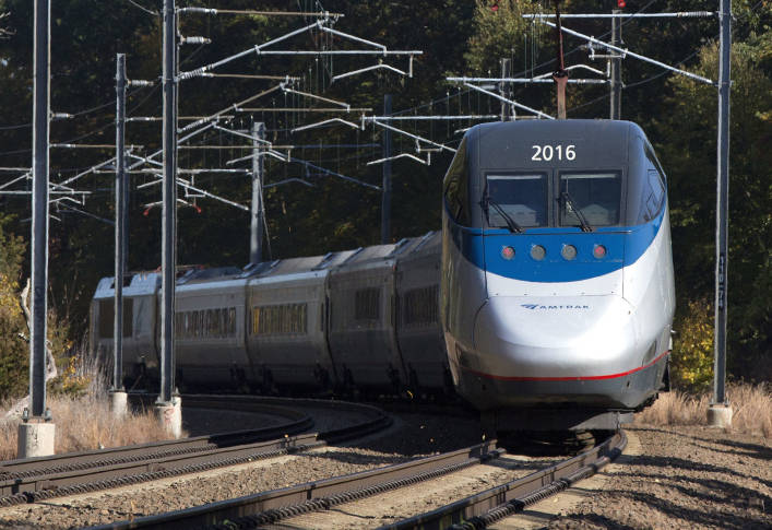Amtrak sets another travel record WTOP