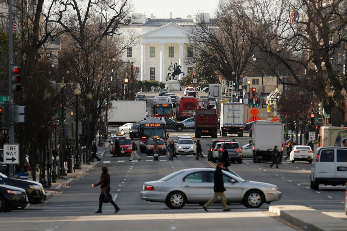 DC's identity crisis: Can federal jobs withstand Trump 'shock'? - WTOP
