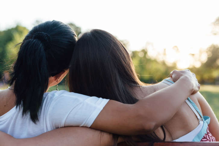 Strong teenage friendship bond may boost mental health, says study