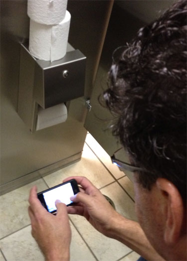 Toilet texting on the rise