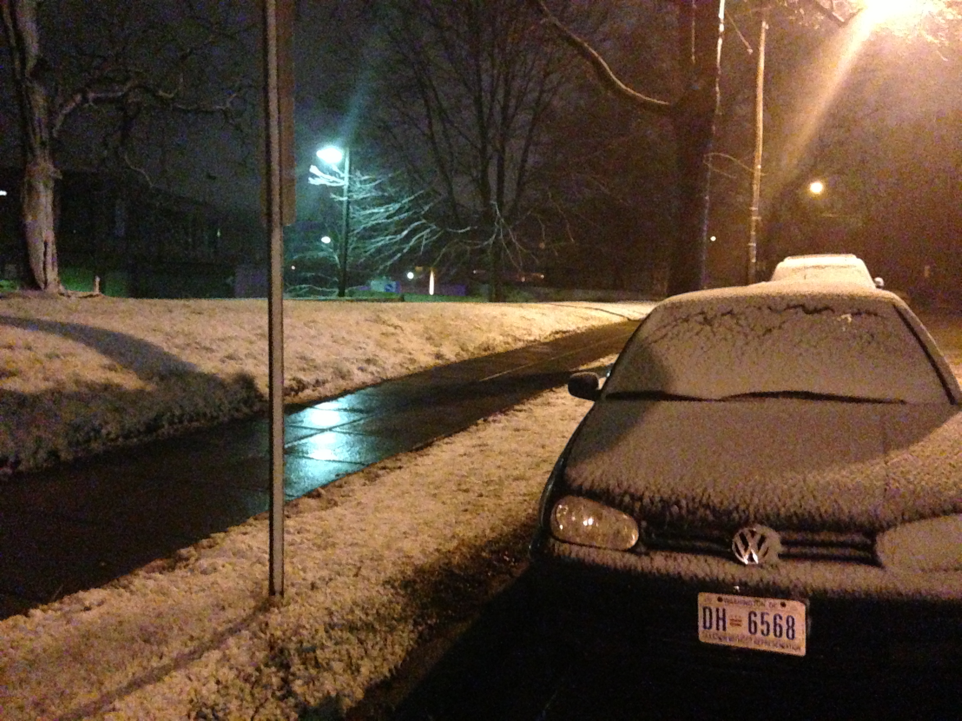 Track the snow with WTOP
