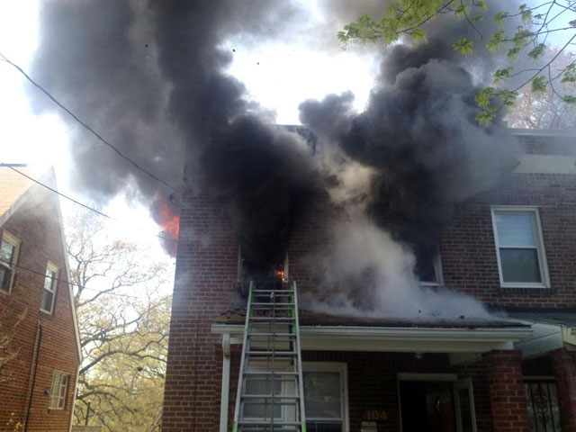 2 rescued from NE D.C. house fire