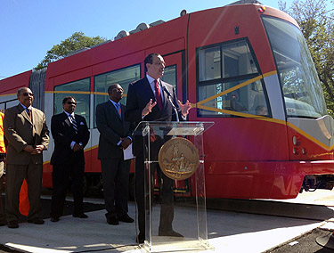 Streetcars could roll on H Street this fall