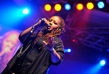 Lalah Hathaway leads Joni Mitchell tribute concerts at Kennedy Center with NSO Pops