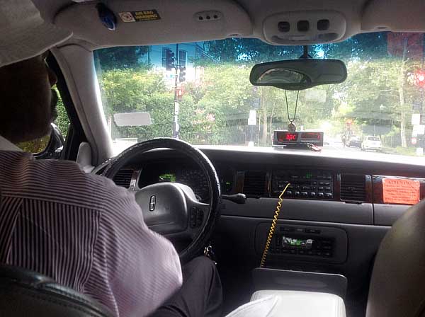 Cab drivers want extension to sign up for credit cards