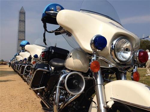 Police officer hospitalized after motorcycle crash in DC’s Navy Yard