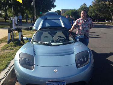 Charge! Electric-car drivers connect at Capitol