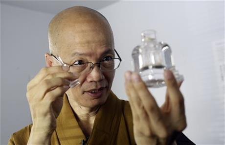 Relics transform small California Buddhist temple