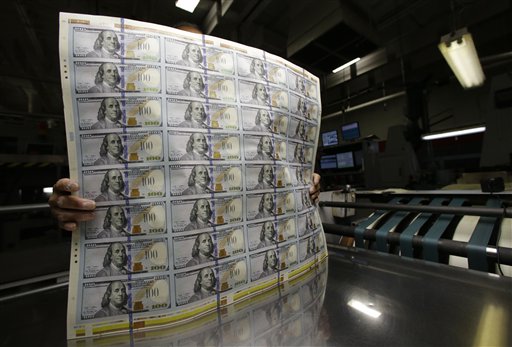 New $100 bills start circulating Tuesday