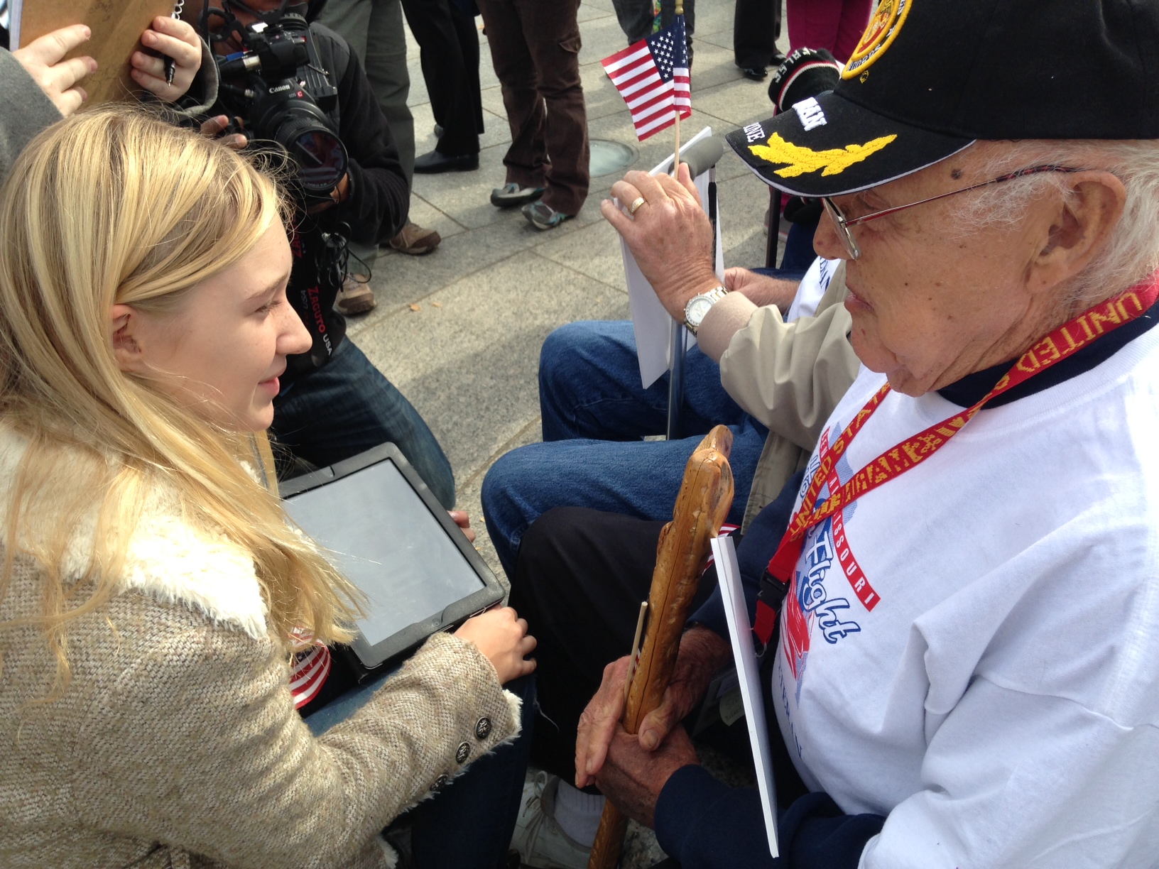 Generations apart, WWII veterans learn from middle school kids