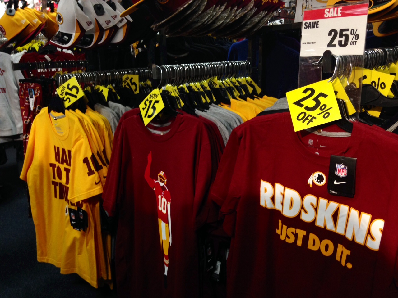 Redskins fans freeze out local retailers