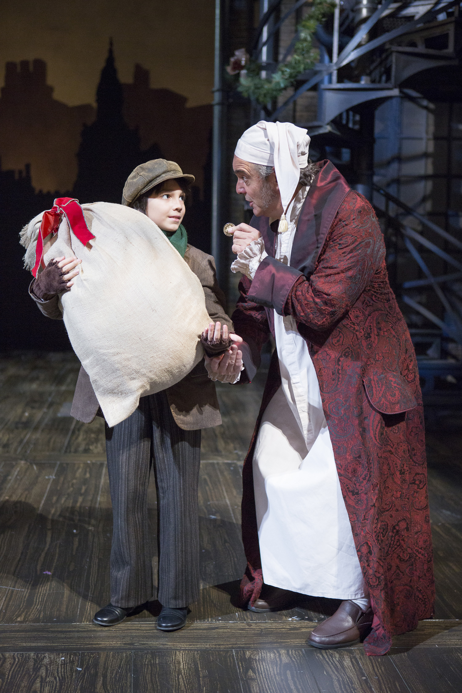 Generosity in ‘A Christmas Carol’ goes beyond the stage at Ford’s Theatre