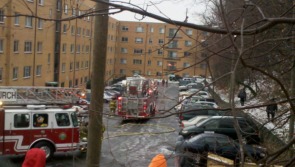 1 in hospital after Arlington apartment fire
