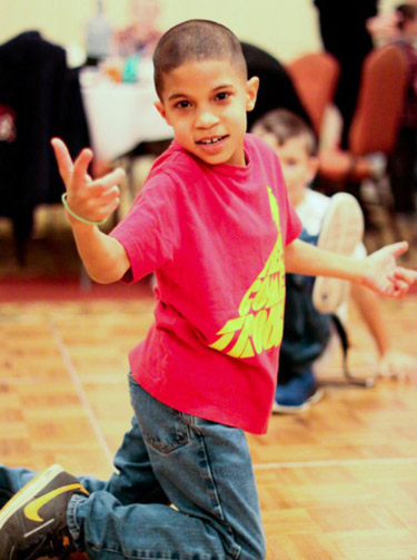 1 child dies, 2 injured after falling through ice on Md. pond