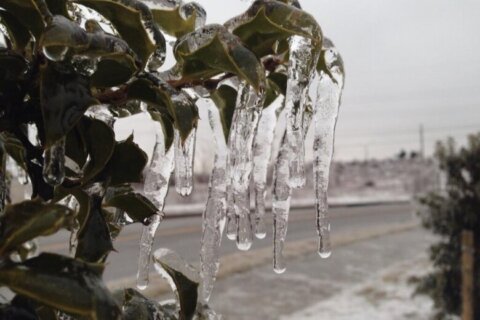 Icy and potentially dicey morning commute on Christmas Eve for the DC area