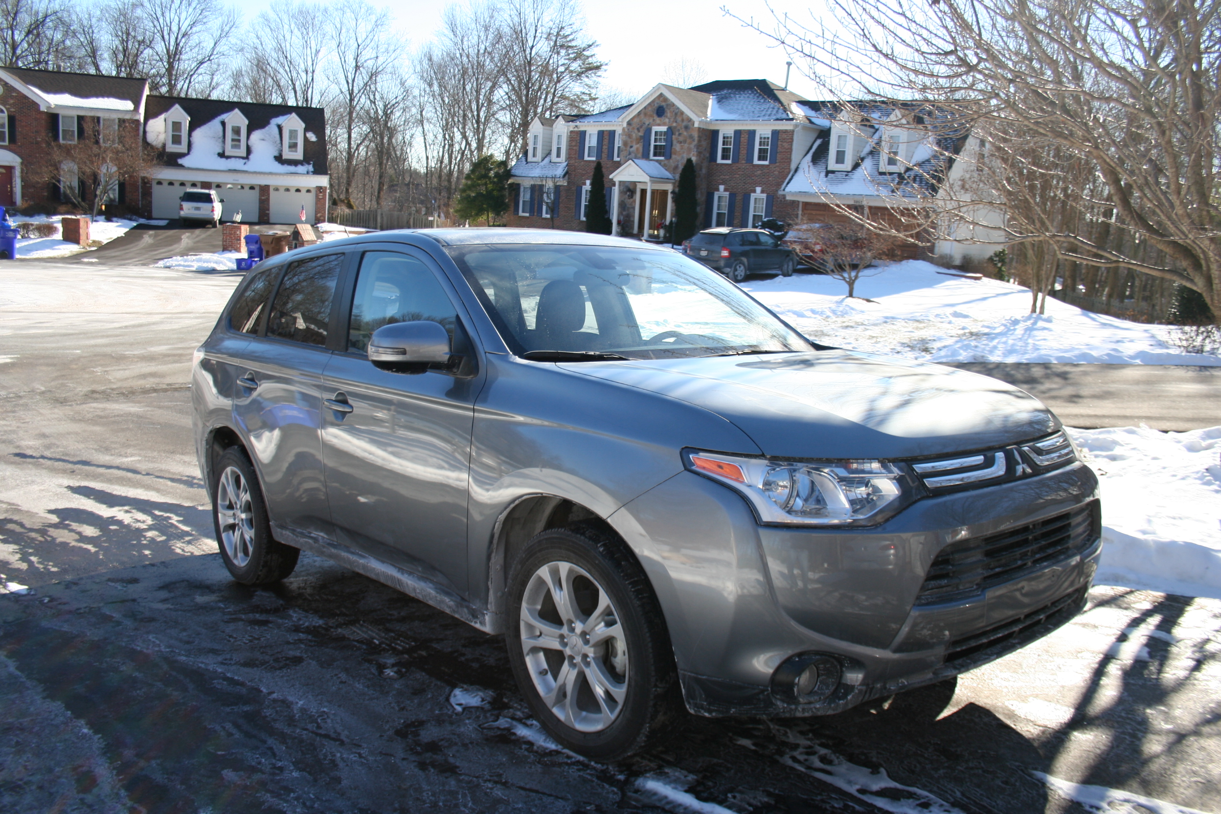 Car Report: New Outlander gives you space, safety, style