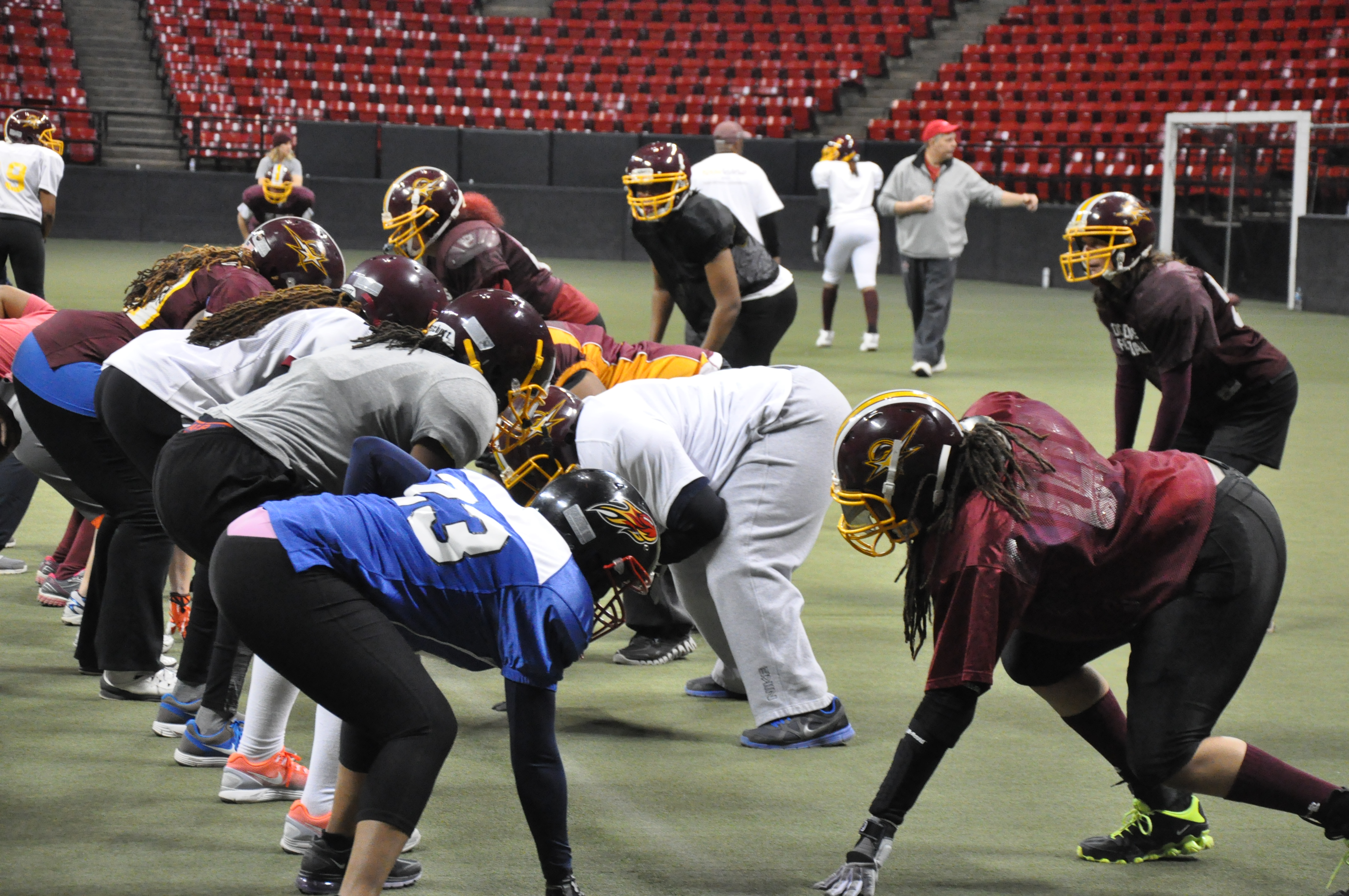 D.C. Divas Warm-Up For 14th Season