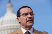 DC Council member, former Mayor Vincent Gray has dementia, won't vote on legislation for rest of term