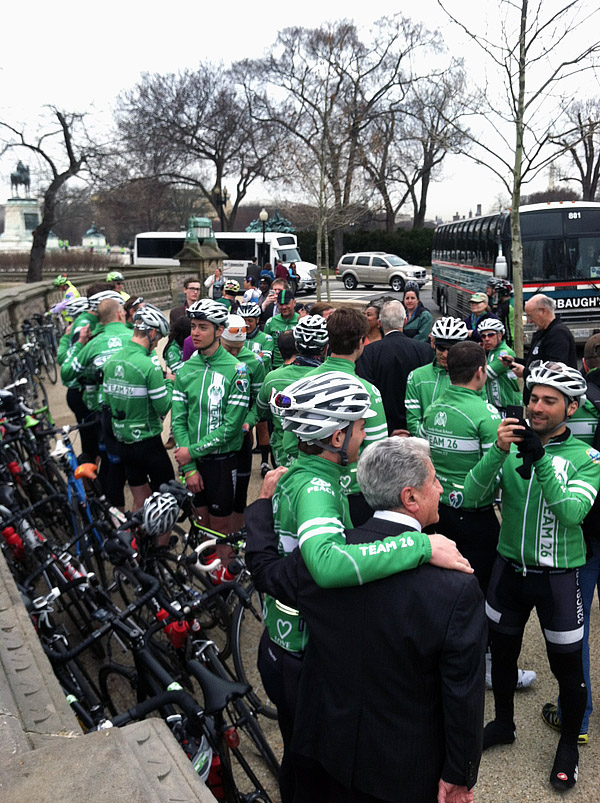 Cyclists ride from Newtown to Capitol for gun control