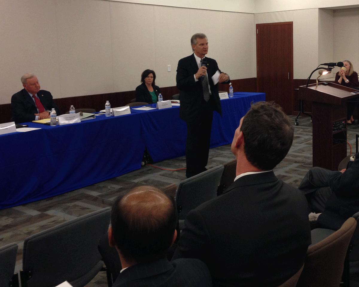 Roads or subways: NoVa officials debate future of transportation