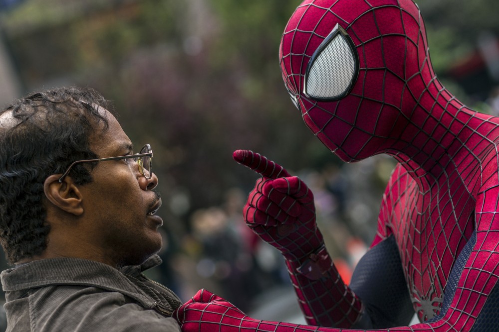 ‘Spider-Man 2’ offers great romance, too many villains