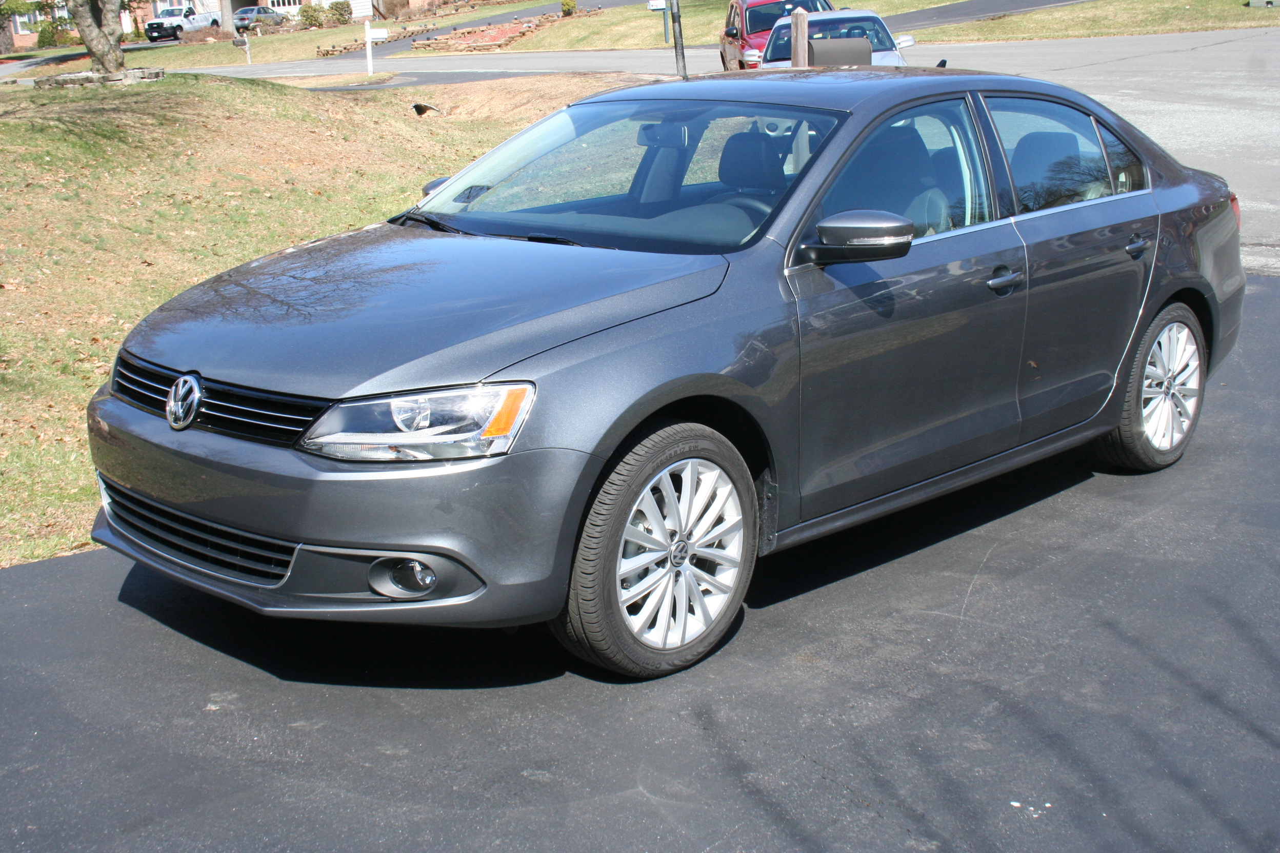 Car Report: 2014 Jetta’s smaller engine packs a surprising punch