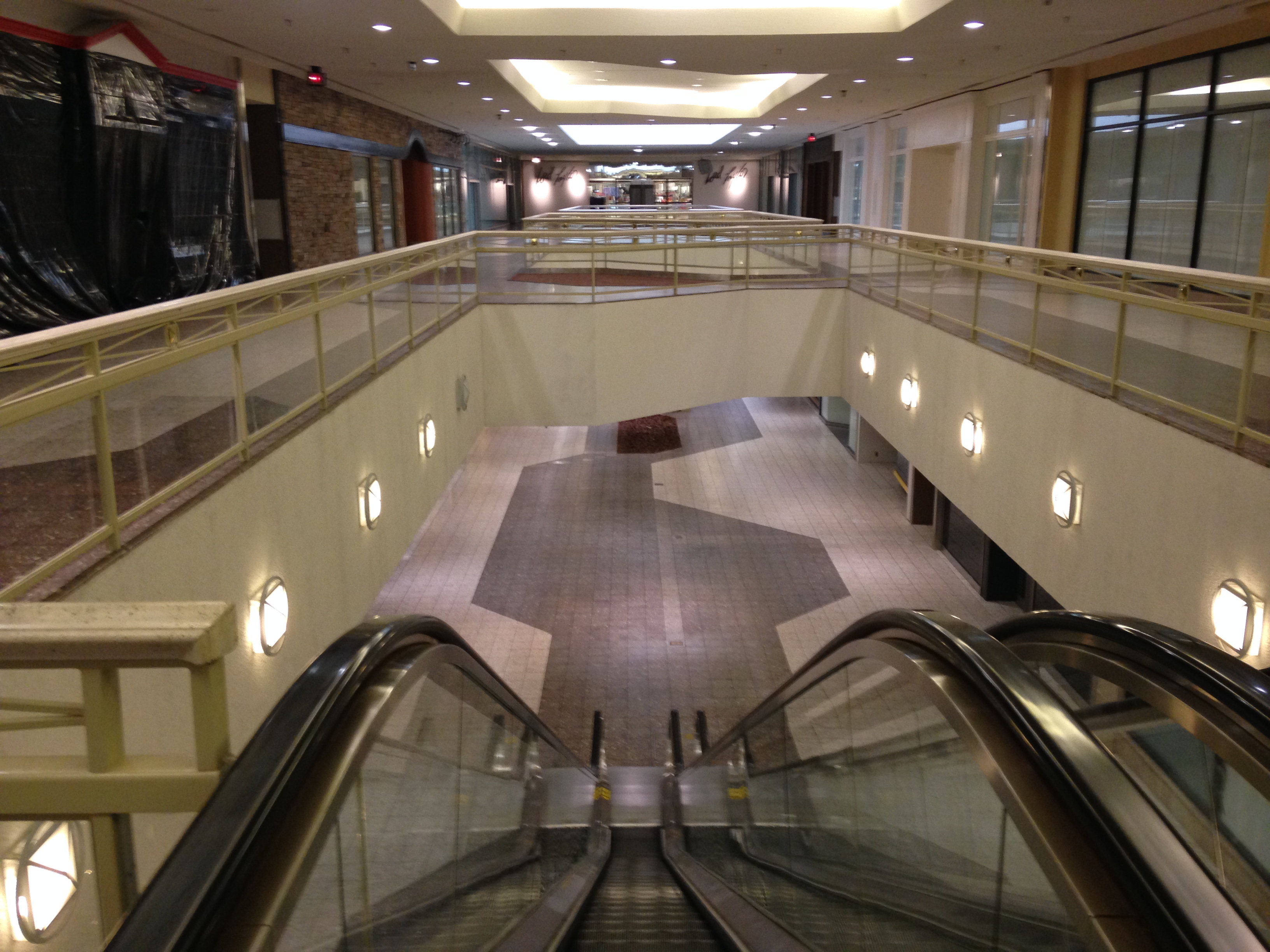 A ghost mall in White Flint (Photos) WTOP