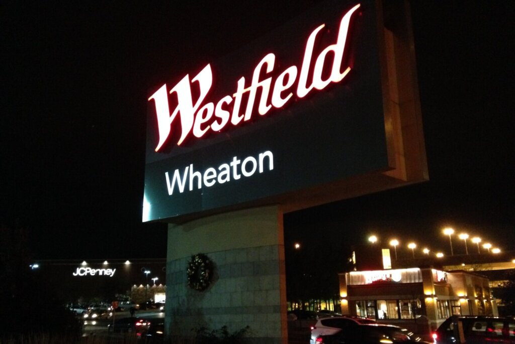 Teen charged as adult after shooting at Wheaton Mall wounds 13-year-old