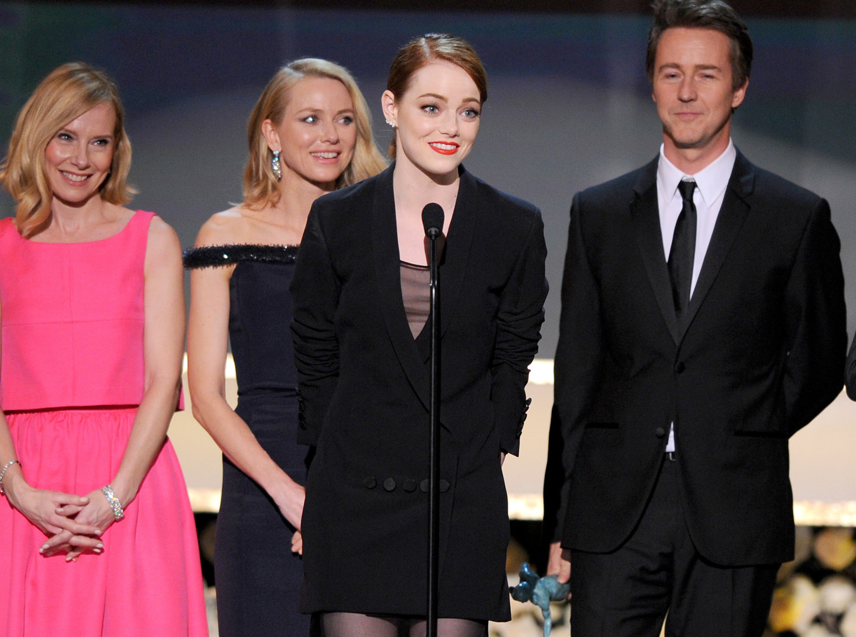 Amy Ryan, from left, Naomi Watts, Emma Stone, and Edward Norton accept the award for outstanding performance by a cast in a motion picture for  Birdman on stage at the 21st annual Screen Actors Guild Awards at the Shrine Auditorium on Sunday, Jan. 25, 2015, in Los Angeles. (Photo by Vince Bucci/Invision/AP)