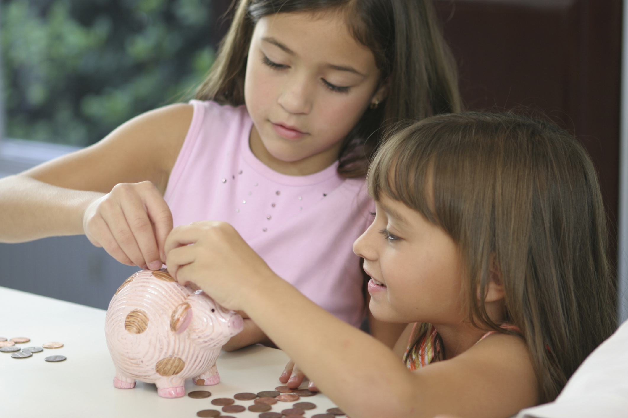 8 financial gift ideas for children