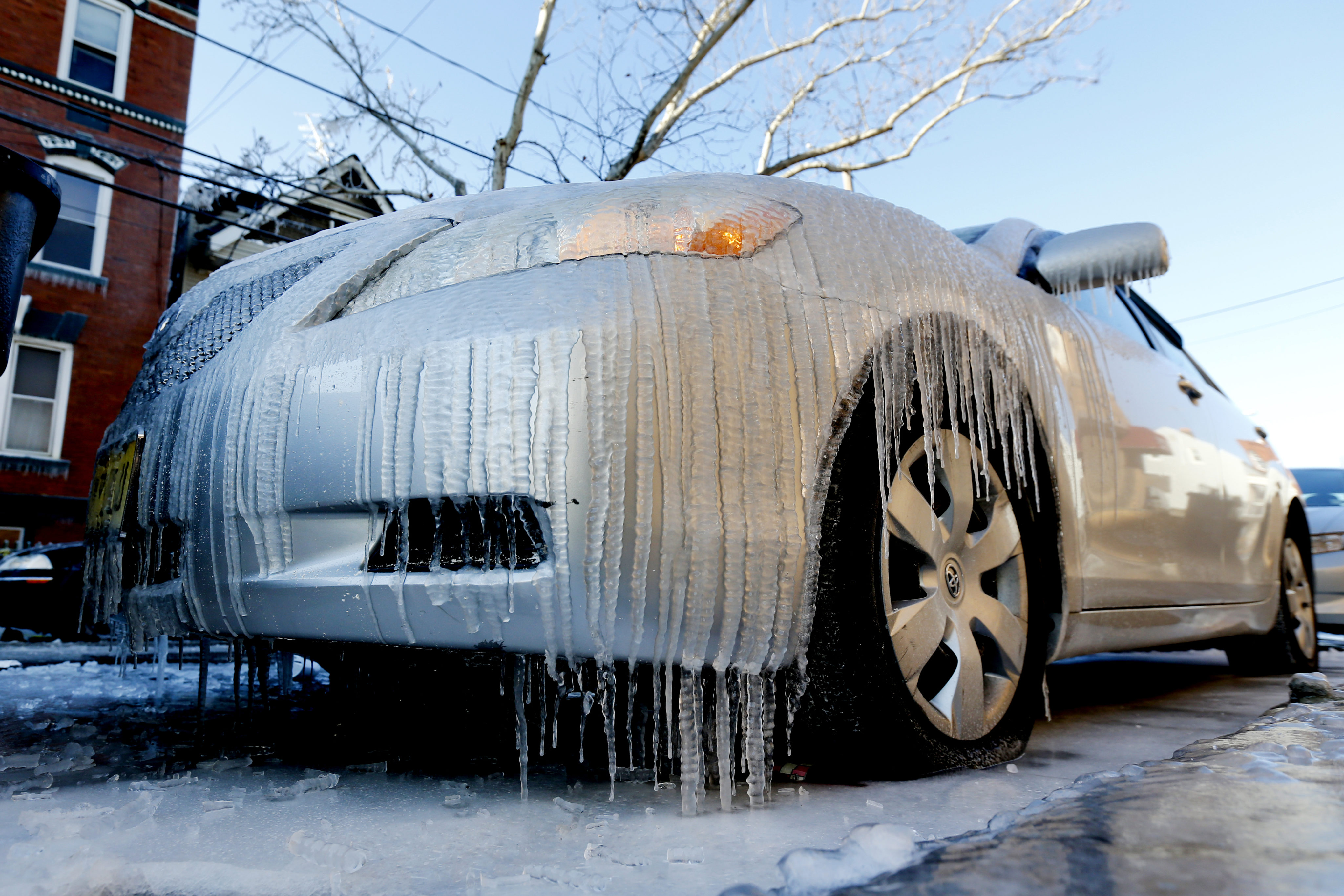 What to do if your car breaks down in the cold | WTOP