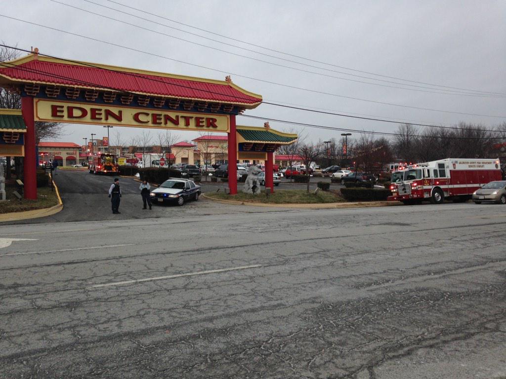 Explosion sparks fire at Falls Church diamond store