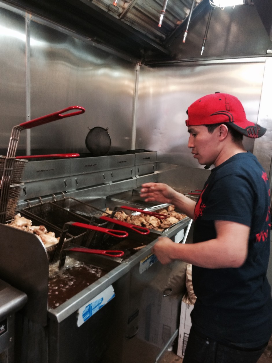 The chicken wings at Wingos are cooked the old-fashioned way. (WTOP/Dick Uliano)