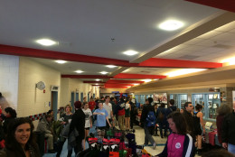 Over 1,700 rowers packed the hallways of T.C. Williams High School for the event. (WTOP/Noah Frank)