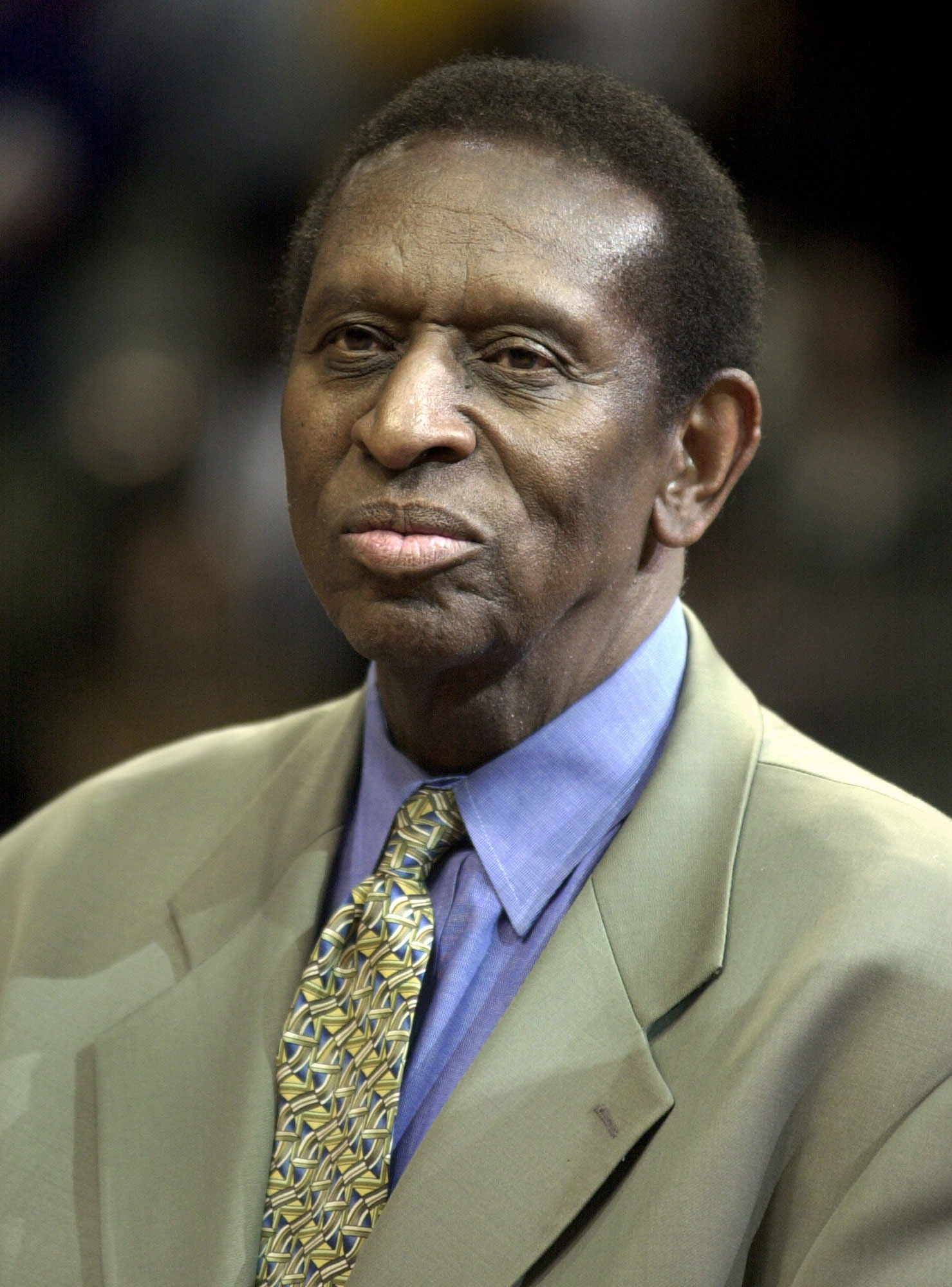 Basketball pioneer, Va. native Earl Lloyd dies at 86 | WTOP