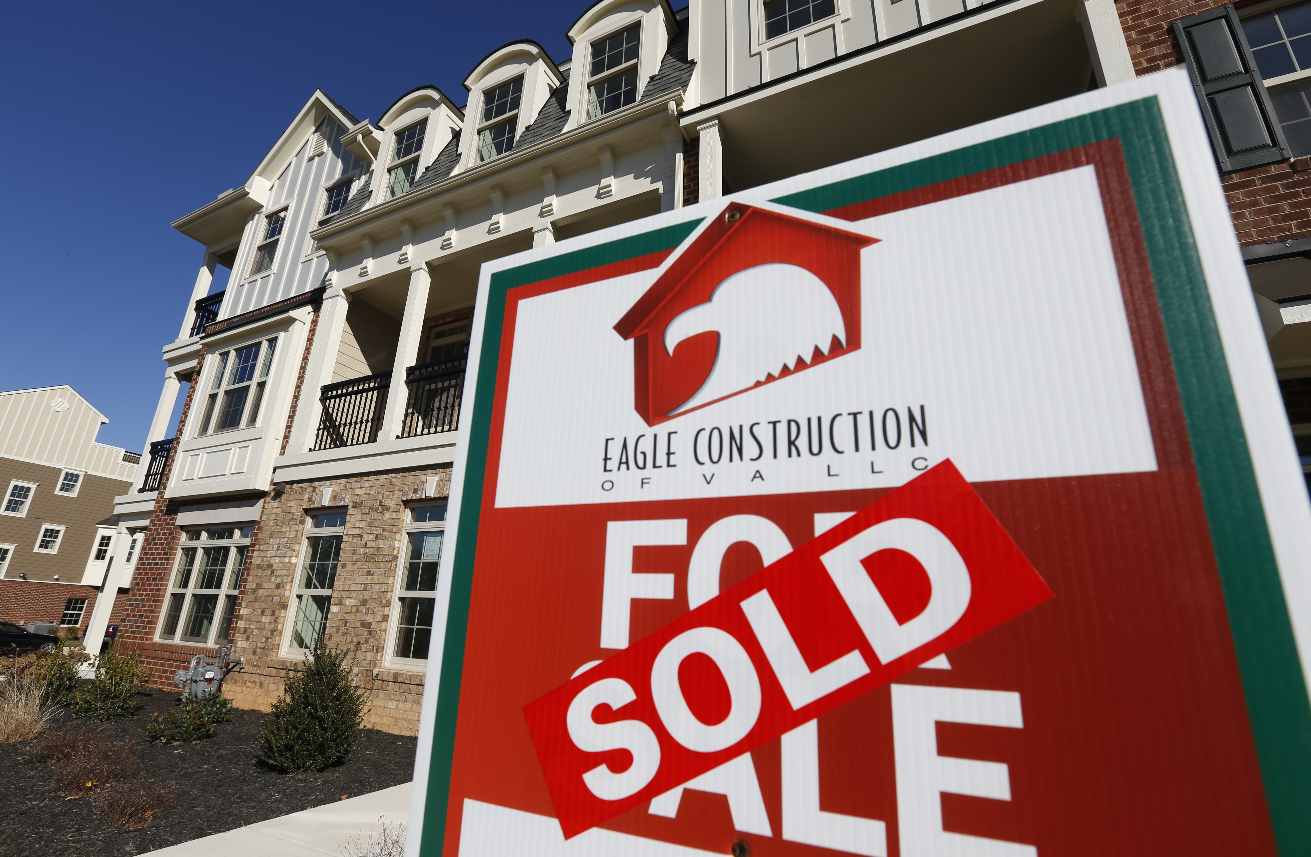 Average US rate on 30-year mortgage rises to 3.69 percent
