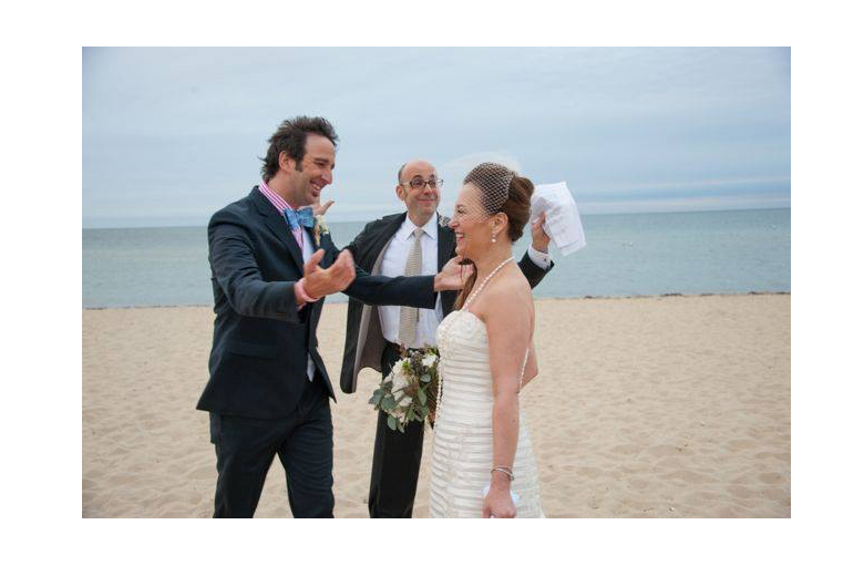 No laughing matter: Wedding industry becomes big business for comedians
