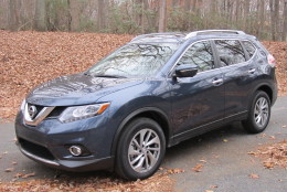 The exterior of the 2015 Nissan Rogue looks a bit more grownup. (WTOP/Mike Parris)