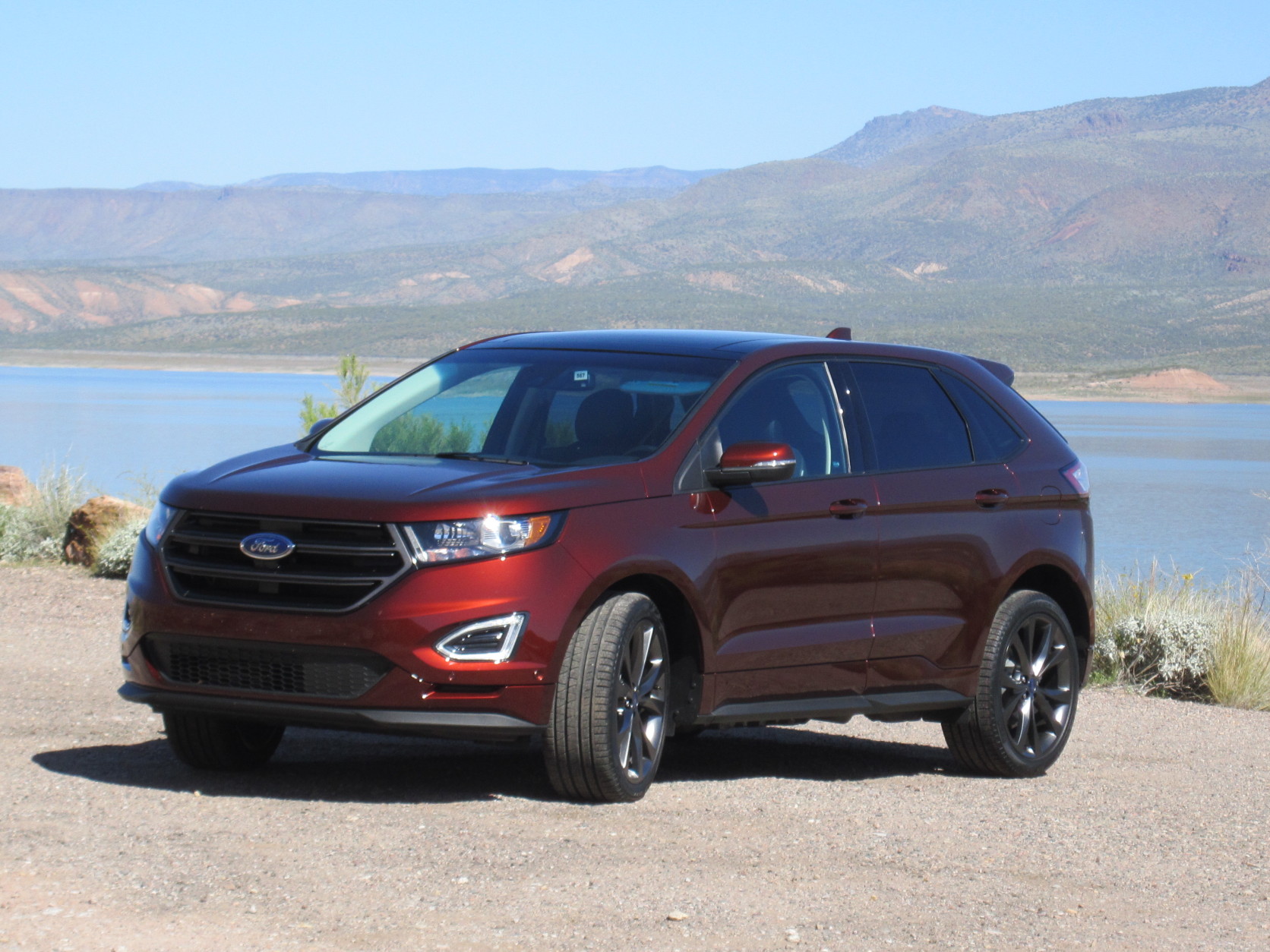 The redesigned Ford Edge is bigger than the Escape, but a little smaller than the Explorer. (WTOP/Mike Parris)