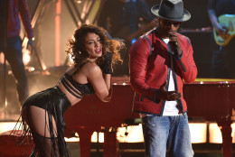 Jamie Foxx, right, performs on stage at the iHeartRadio Music Awards at The Shrine Auditorium on Sunday, March 29, 2015, in Los Angeles. (Photo by John Shearer/Invision for iHeartRadio/AP Images)