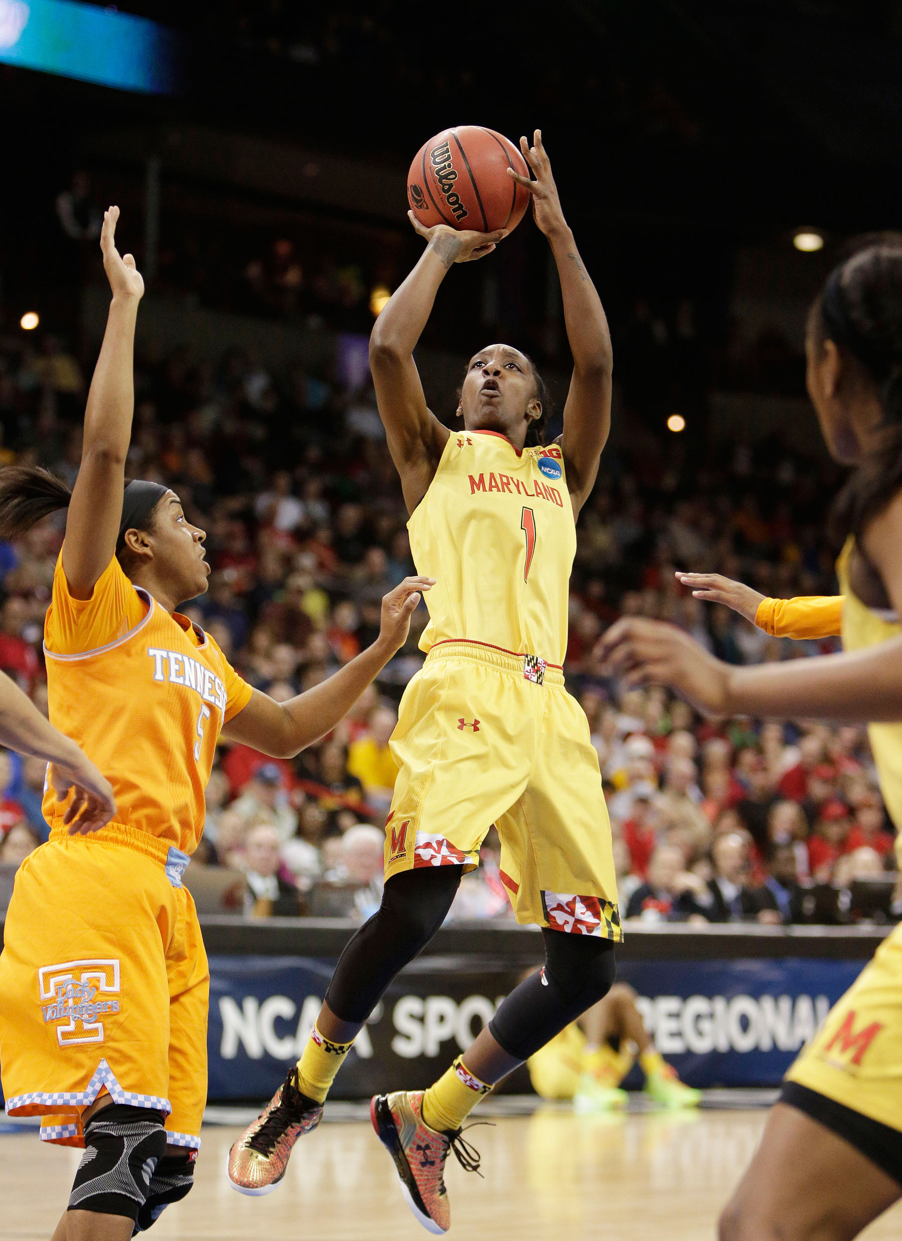 Maryland women top Tennessee, head to Final Four