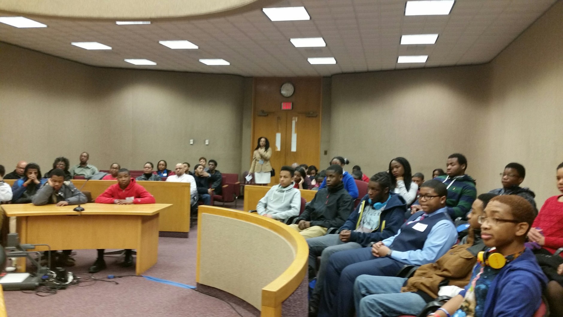 Students act as jury members during a mock trial. (WTOP/Kathy Stewart)