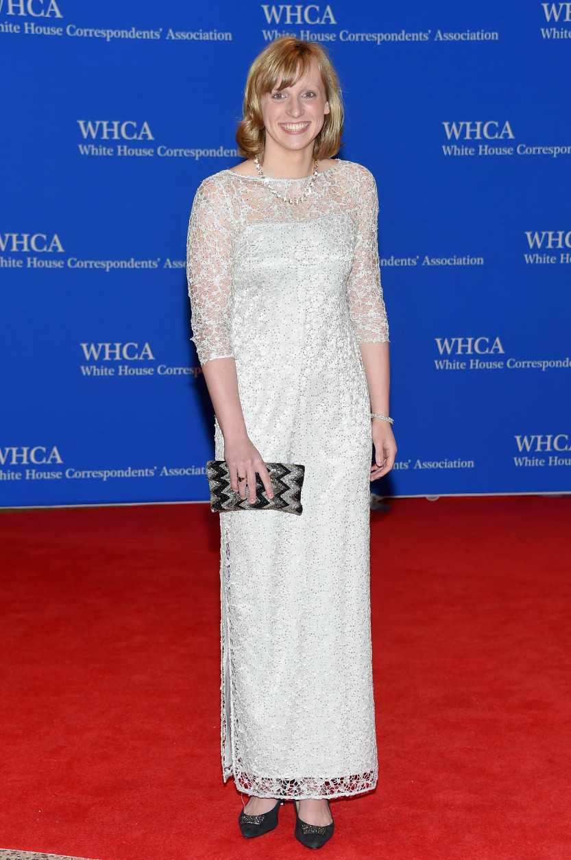WASHINGTON, DC - APRIL 25:  U.S. Olympic gold medalist swimmer Katie Ledecky attends the 101st Annual White House Correspondents' Association Dinner at the Washington Hilton on April 25, 2015 in Washington, DC.  (Photo by Michael Loccisano/Getty Images)