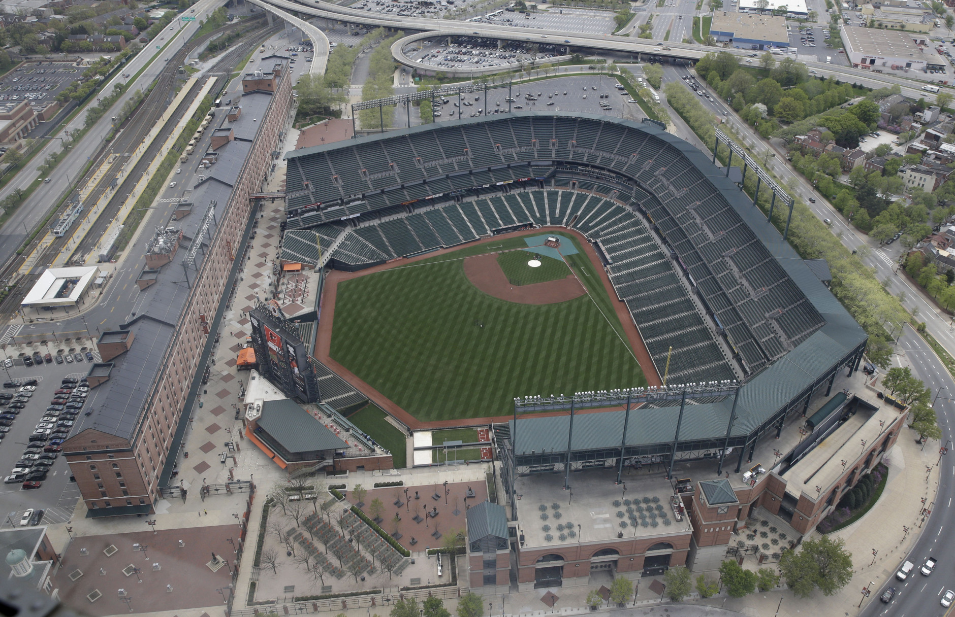 Baltimore Orioles put on offensive show - in stadium with no fans