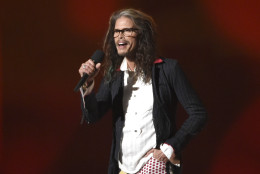 Steven Tyler speaks on stage at the 50th annual Academy of Country Music Awards at AT&amp;T Stadium on Sunday, April 19, 2015, in Arlington, Texas. (Photo by Chris Pizzello/Invision/AP)