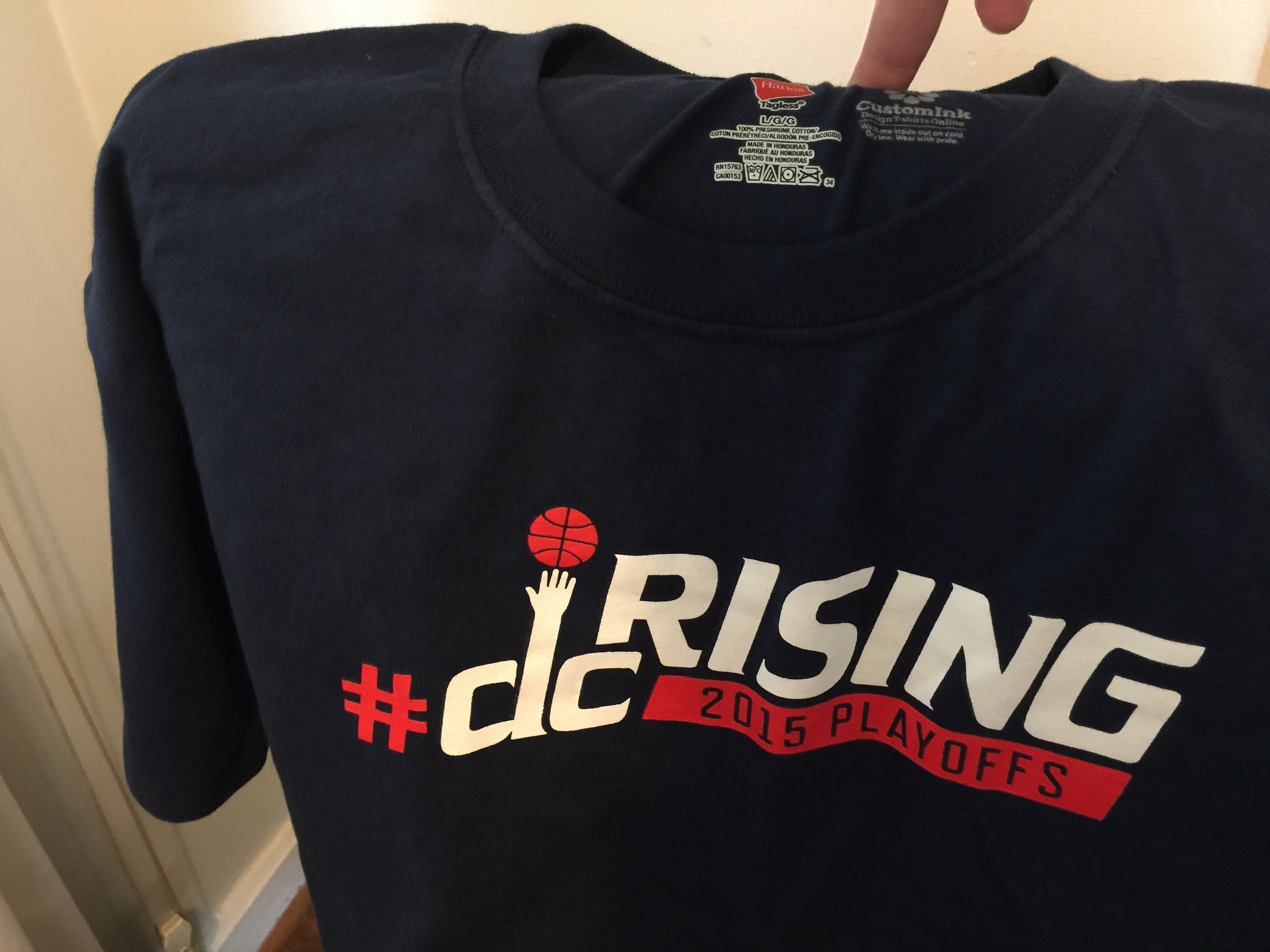 Wizards fans to get free shirts for Friday’s playoff game