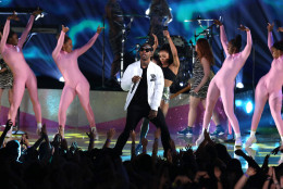 Ty Dolla Sign, left, and Tinashe perform at the MTV Movie Awards at the Nokia Theatre on Sunday, April 12, 2015, in Los Angeles. (Photo by Matt Sayles/Invision/AP)