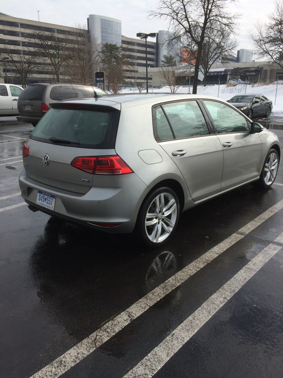 The new 2015 Golf TDI is fun to drive with plenty of torque from the turbo diesel engine. (WTOP/Mike Parris)