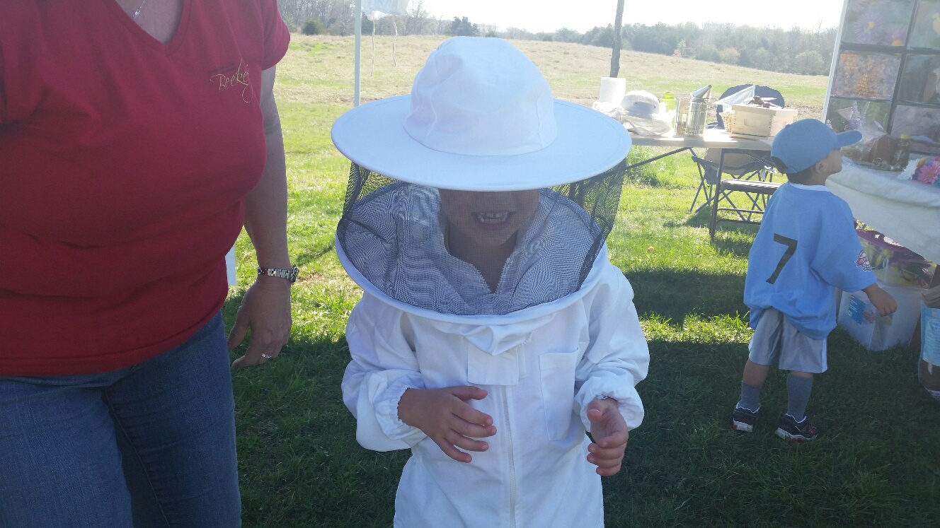 Owen McDougal, 6, likes bees. (WTOP/Kathy Stewart)