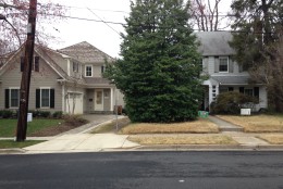 A side by side of the homes. (WTOP/Michelle Basch)
